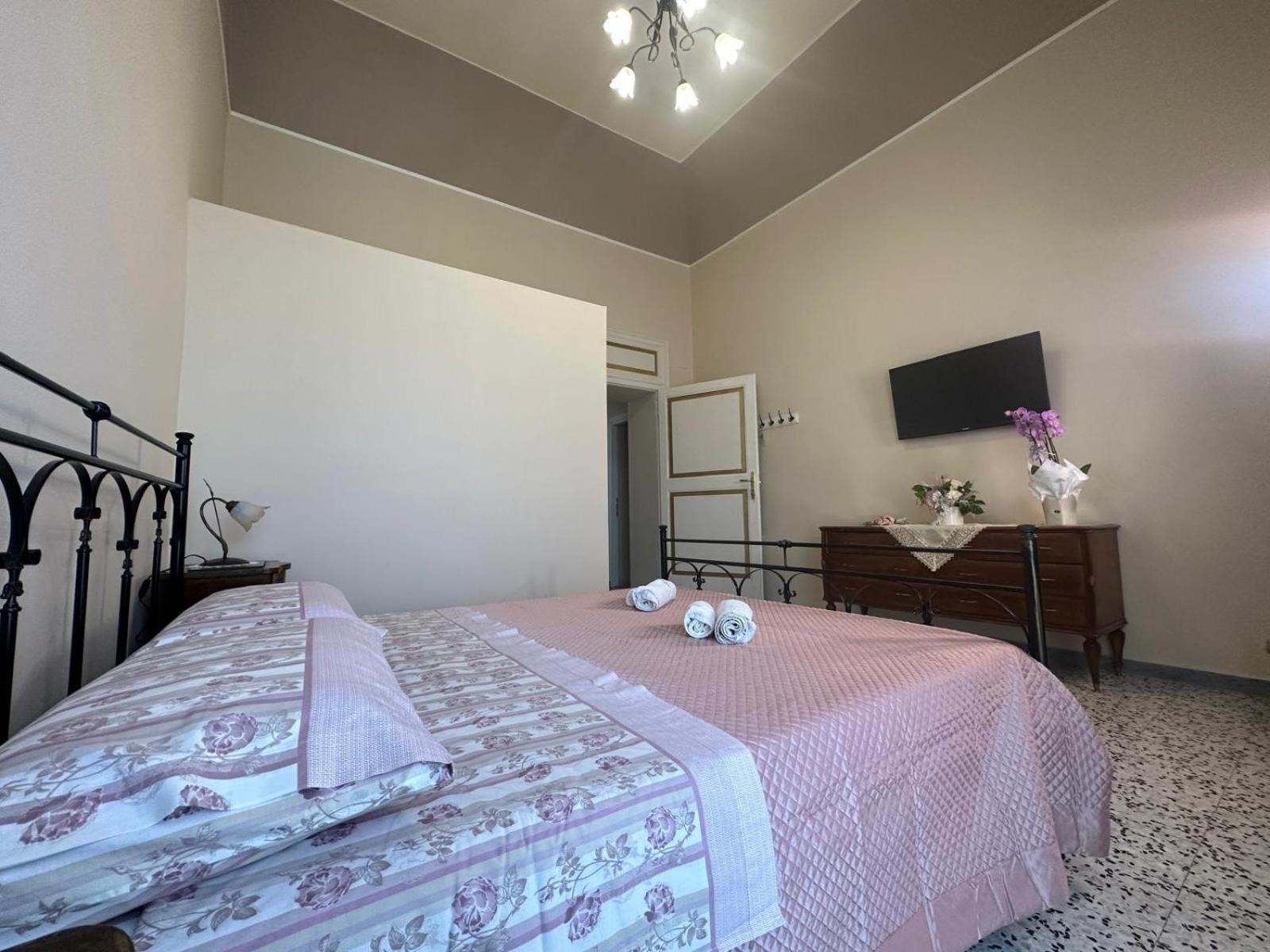 Residenza Gonzaga Hotel Serracapriola ภายนอก รูปภาพ