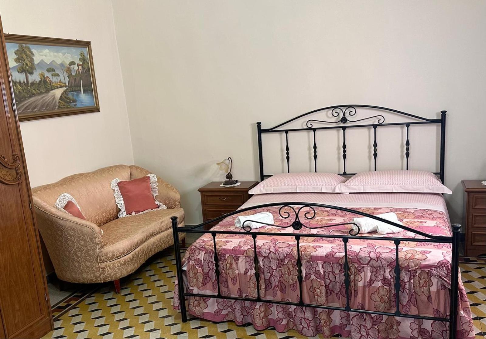Residenza Gonzaga Hotel Serracapriola ภายนอก รูปภาพ